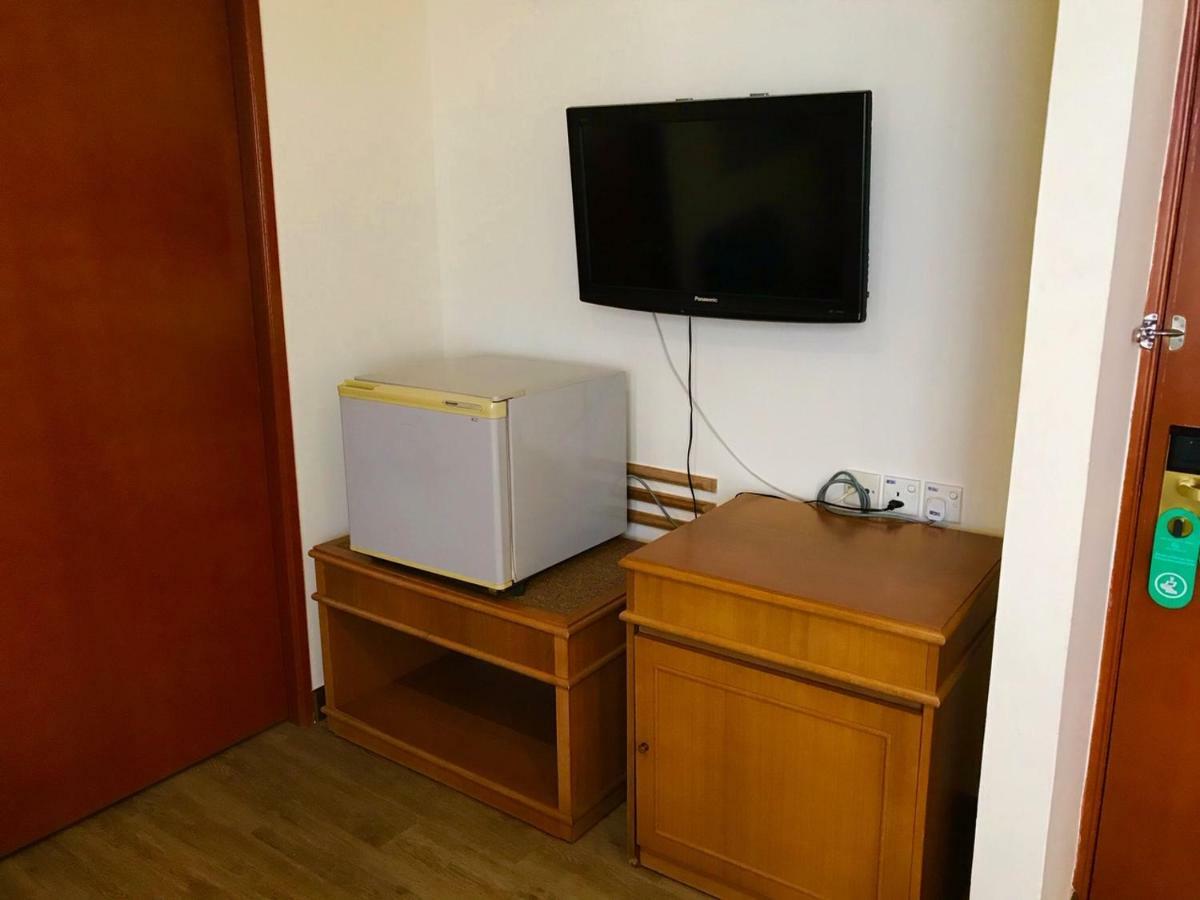 The Executive Hotel Lahad Datu Buitenkant foto